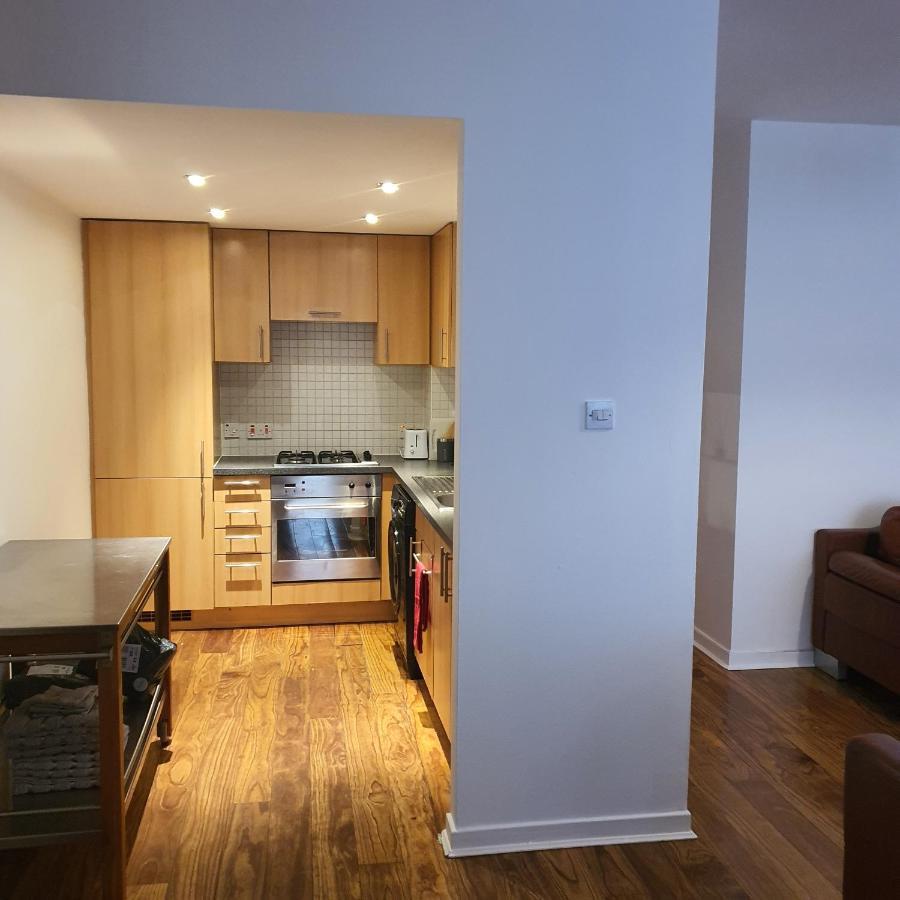 Modern Apt @Tramway Theatre Apartamento Glasgow Exterior foto