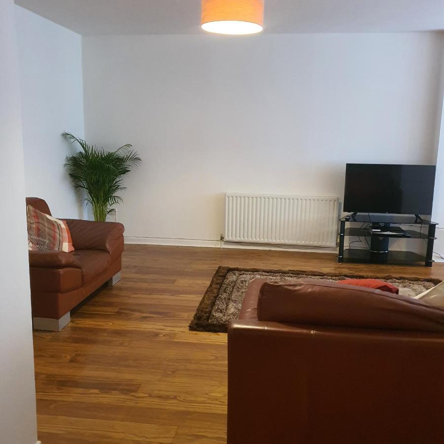 Modern Apt @Tramway Theatre Apartamento Glasgow Exterior foto